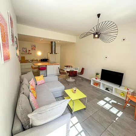 Apartment Lyon Funky Flat Piscine Et Parking Tassin-la-Demi-Lune