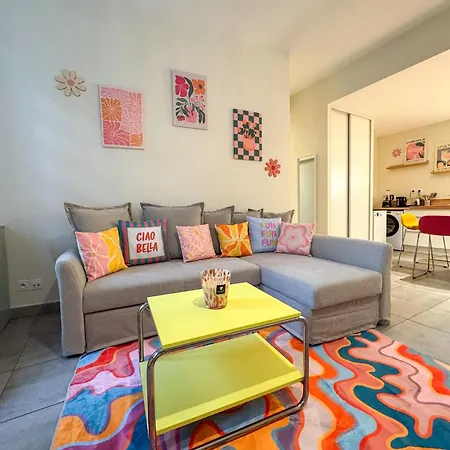 Lyon Funky Flat Piscine Et Parking 아파트 타쌍라데미룬